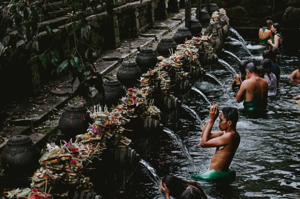 Tirta Empul Temple ubud bali guide