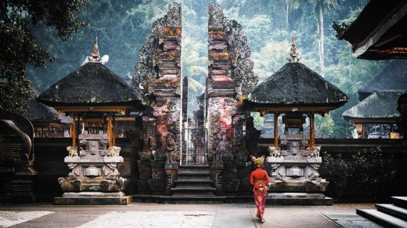 Tirta Empul Temple ubud bali guide