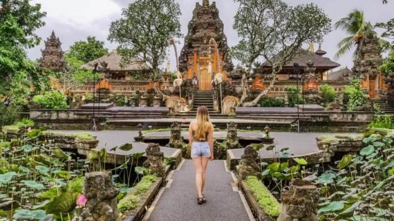 Visit Ubud Palace
